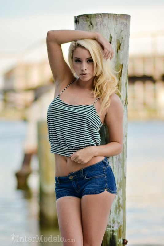 Modelo Sam Mathias