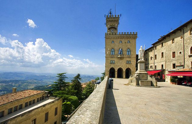  Piazza Della Liberta
