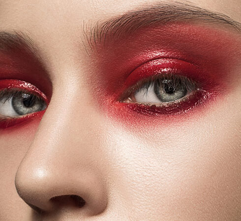 20 stunning red eyeshadows looks to try.jpg