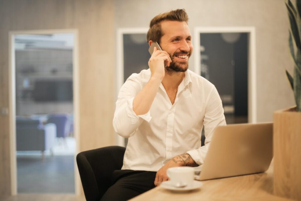 Sonriendo en fotografia comercial
