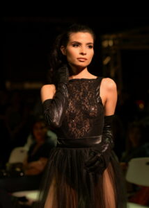 Modelo Internacional Johana Salazar