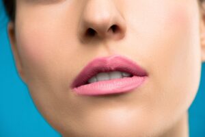 Labiales Mate Glow Lipstick