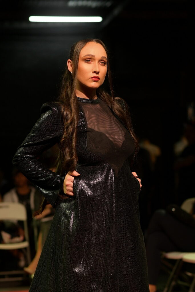 Luxux Di Antonio Salazar