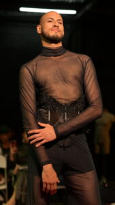 Luxux Di Antonio Salazar