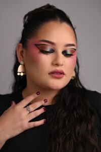 Maquillista Carolina Vásquez